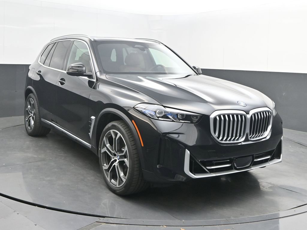 New 2026 BMW X5 xDrive50e w/ Premium Package AWD/4WD image 9