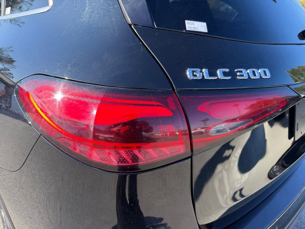 Used 2024 Mercedes-Benz GLC 300 image 34