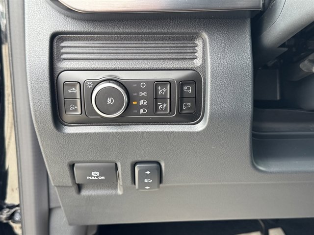 New 2025 Ford F250 Lariat w/ Lariat Ultimate Package image 10