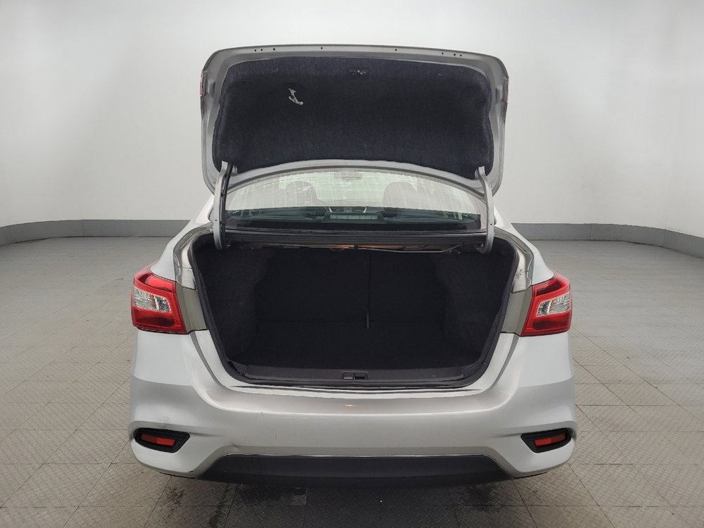 Used 2018 Nissan Sentra SV image 29