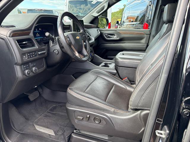 Used 2022 Chevrolet Suburban High Country AWD/4WD image 18