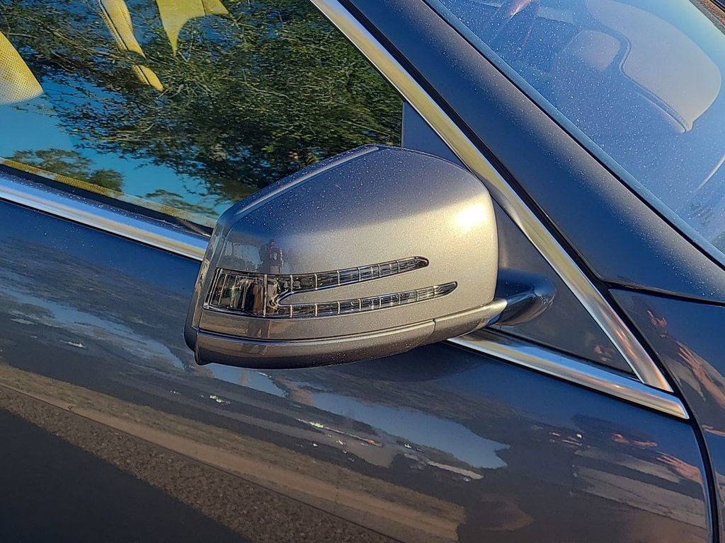 Used 2010 Mercedes-Benz S 550 4MATIC image 18