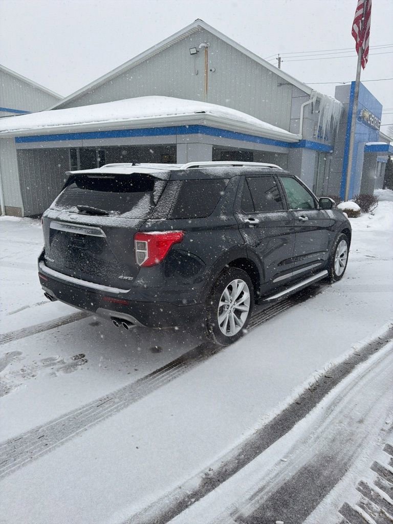 Used 2022 Ford Explorer Platinum w/ Equipment Group 601A image 15