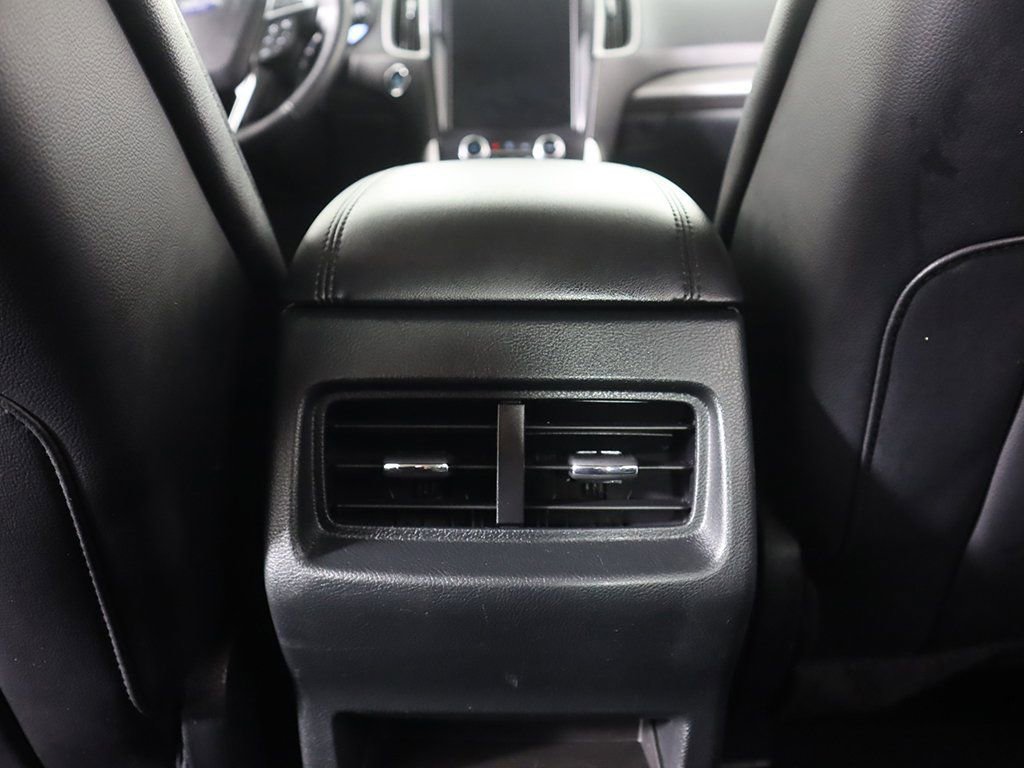Used 2024 Ford Edge SEL image 51