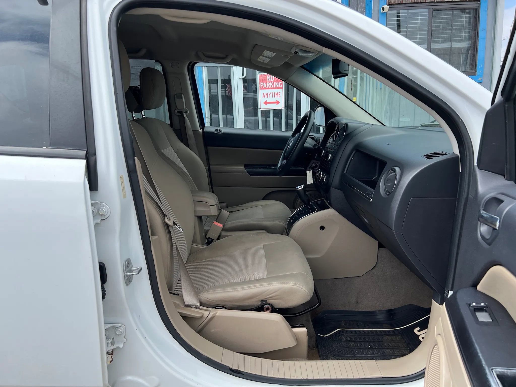 Used 2011 Jeep Compass 2WD image 12