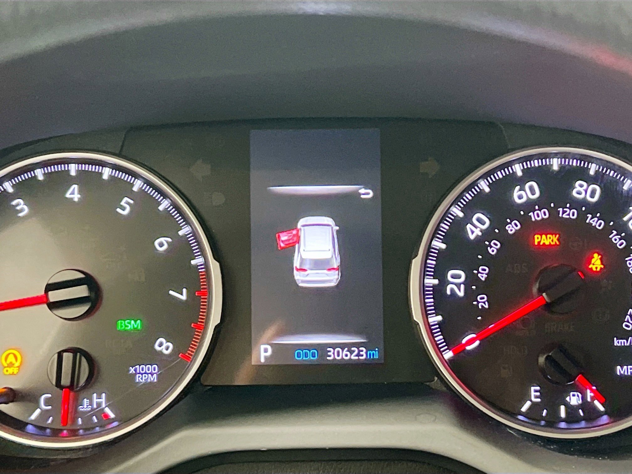 Used 2020 Toyota RAV4 XLE w/ Convenience Package image 23