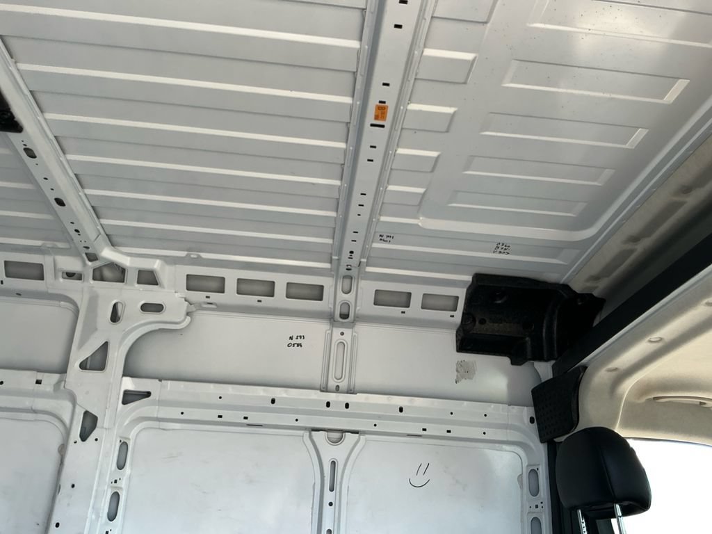 Used 2025 RAM ProMaster 2500 w/ Convenience Group FWD image 18
