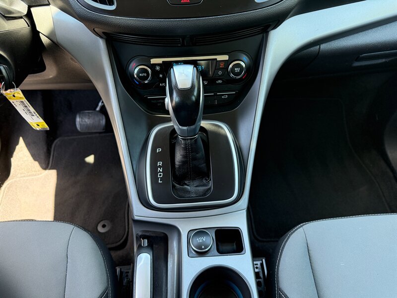 Used 2013 Ford C-MAX SE FWD image 20