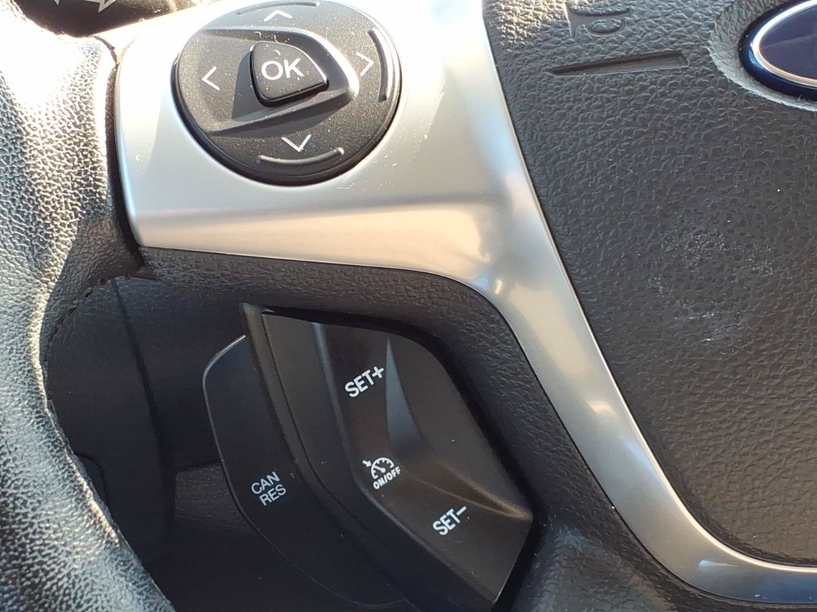 Used 2014 Ford Focus SE w/ Equipment Group 201A FWD image 23