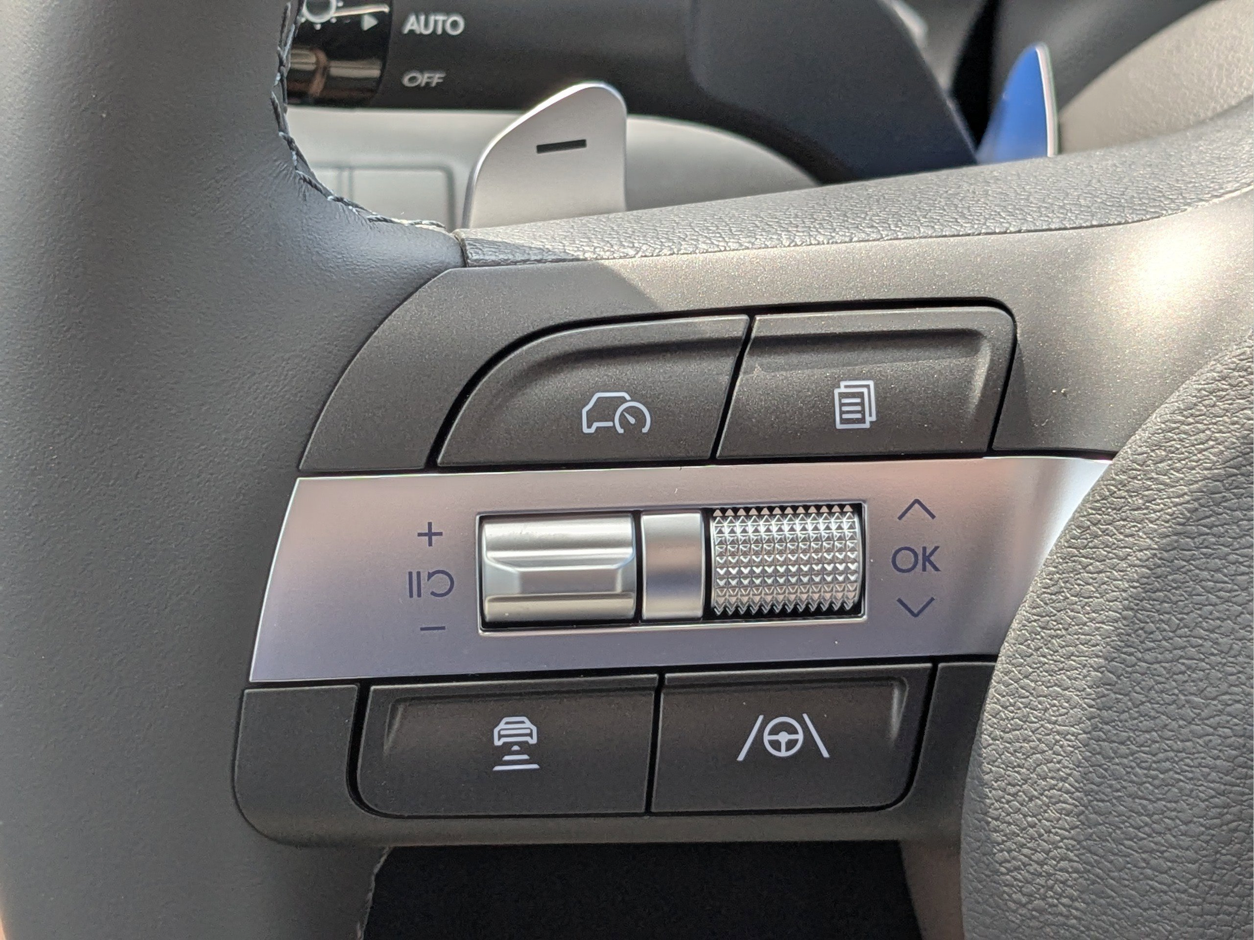 New 2026 Hyundai Kona SEL Premium FWD image 27