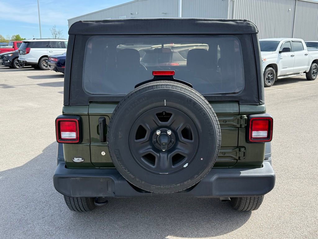 Used 2023 Jeep Wrangler Sport image 19
