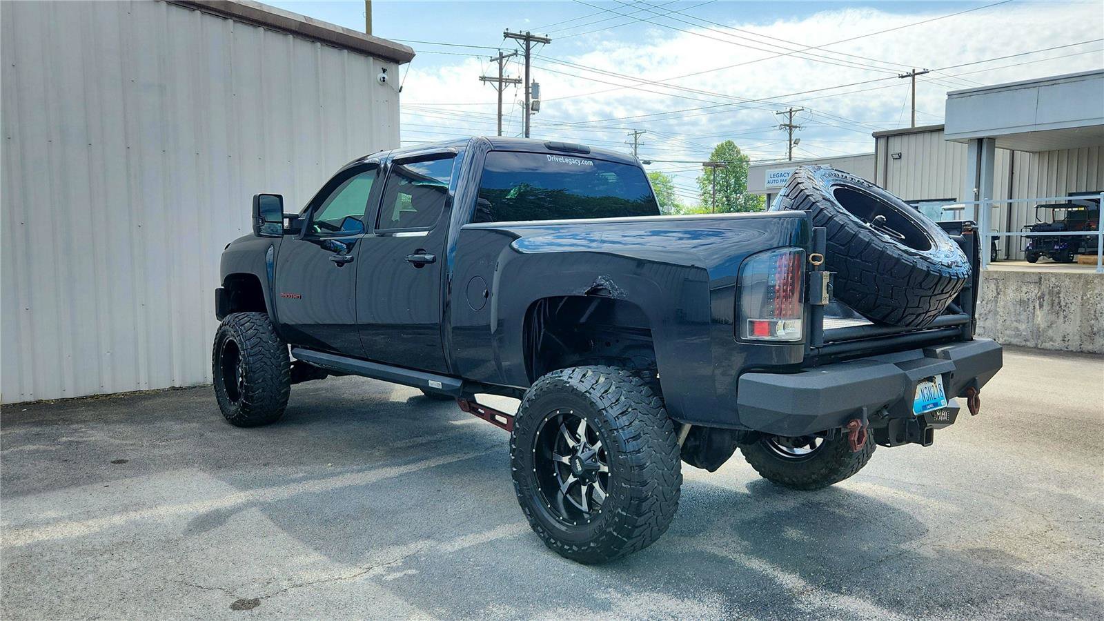 Used 2013 Chevrolet Silverado 2500 LT w/ Z71 Appearance Package AWD/4WD image 3