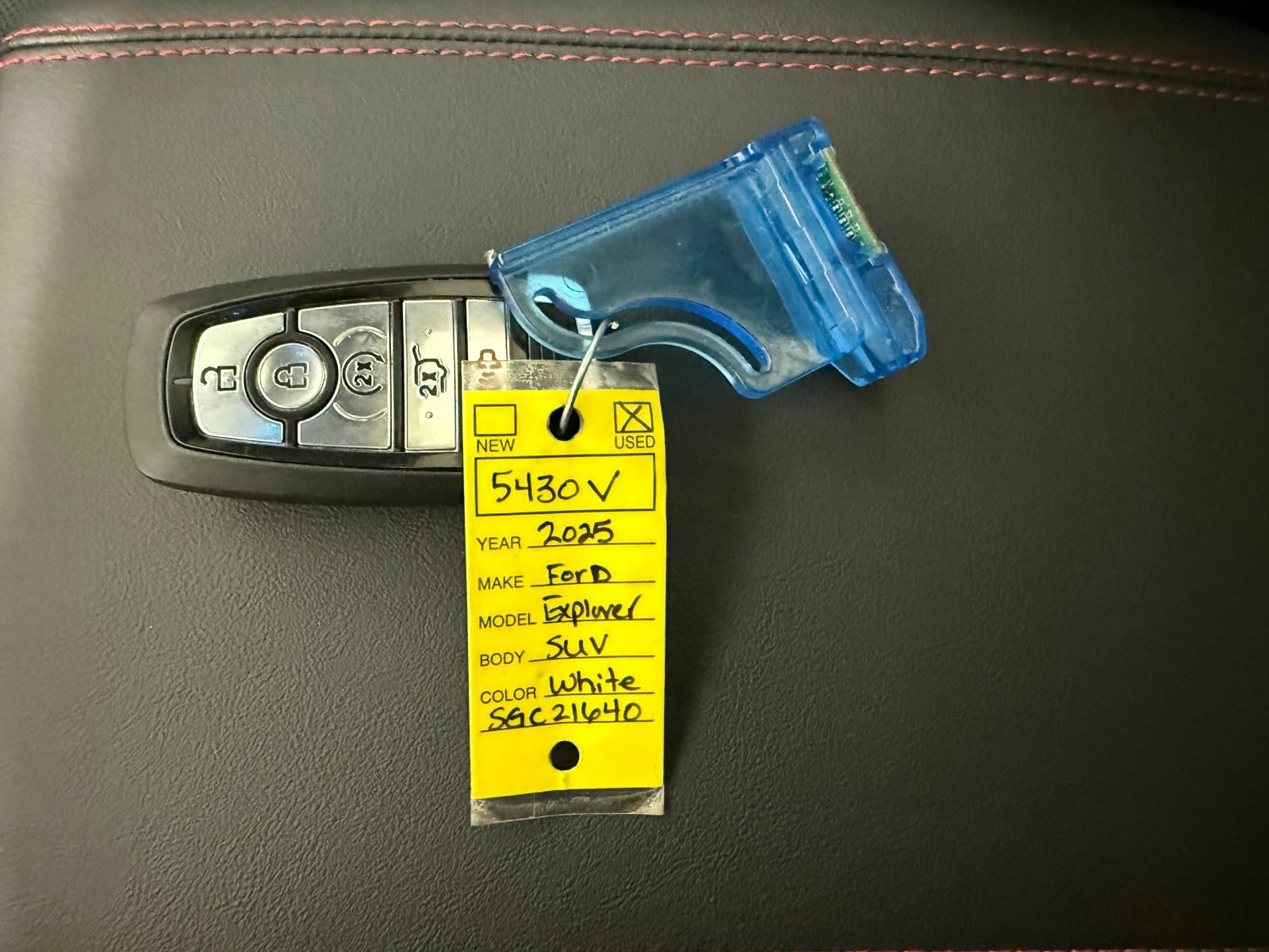 Used 2025 Ford Explorer ST w/ Sun And Sound Package AWD/4WD image 38