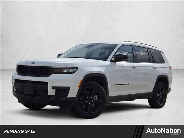 Used 2023 Jeep Grand Cherokee L Laredo image 1