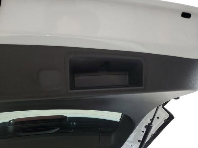 Used 2024 GMC Terrain SLE image 8