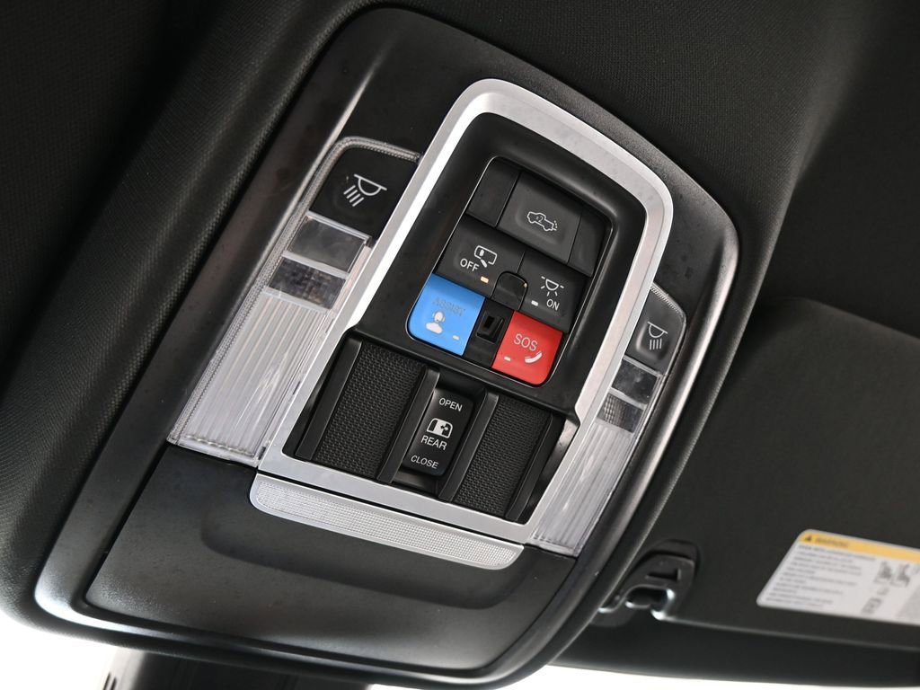 Used 2025 RAM 1500 Laramie image 21