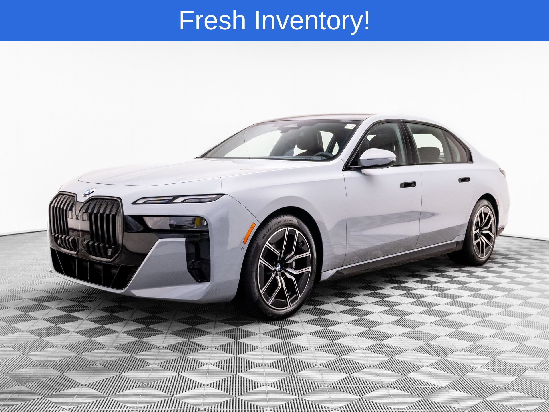 Certified 2026 BMW 740i xDrive w/ Premium Package