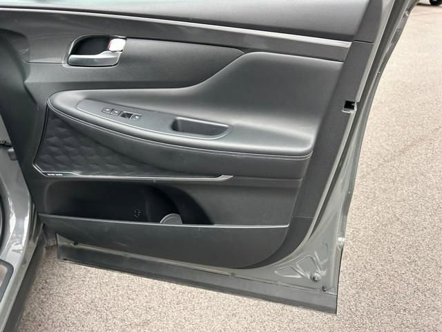 Used 2023 Hyundai Santa Fe SEL Premium w/ Cargo Package image 24