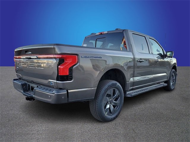 New 2023 Ford F150 Lightning Lariat image 3