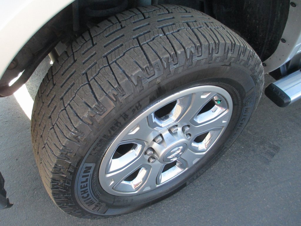 Used 2017 RAM 2500 Laramie w/ Off Road Package image 13