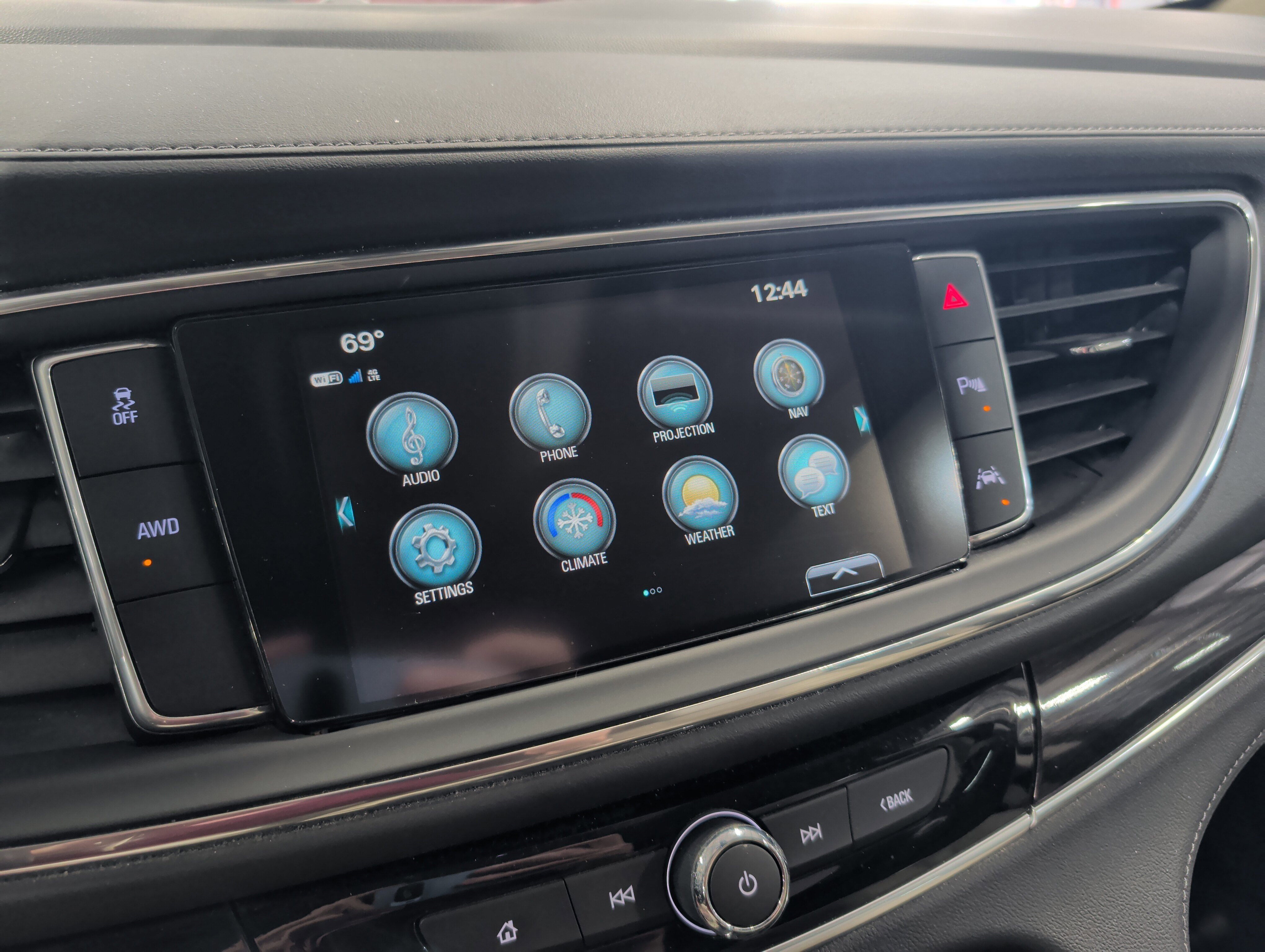 Used 2019 Buick Enclave Premium image 11