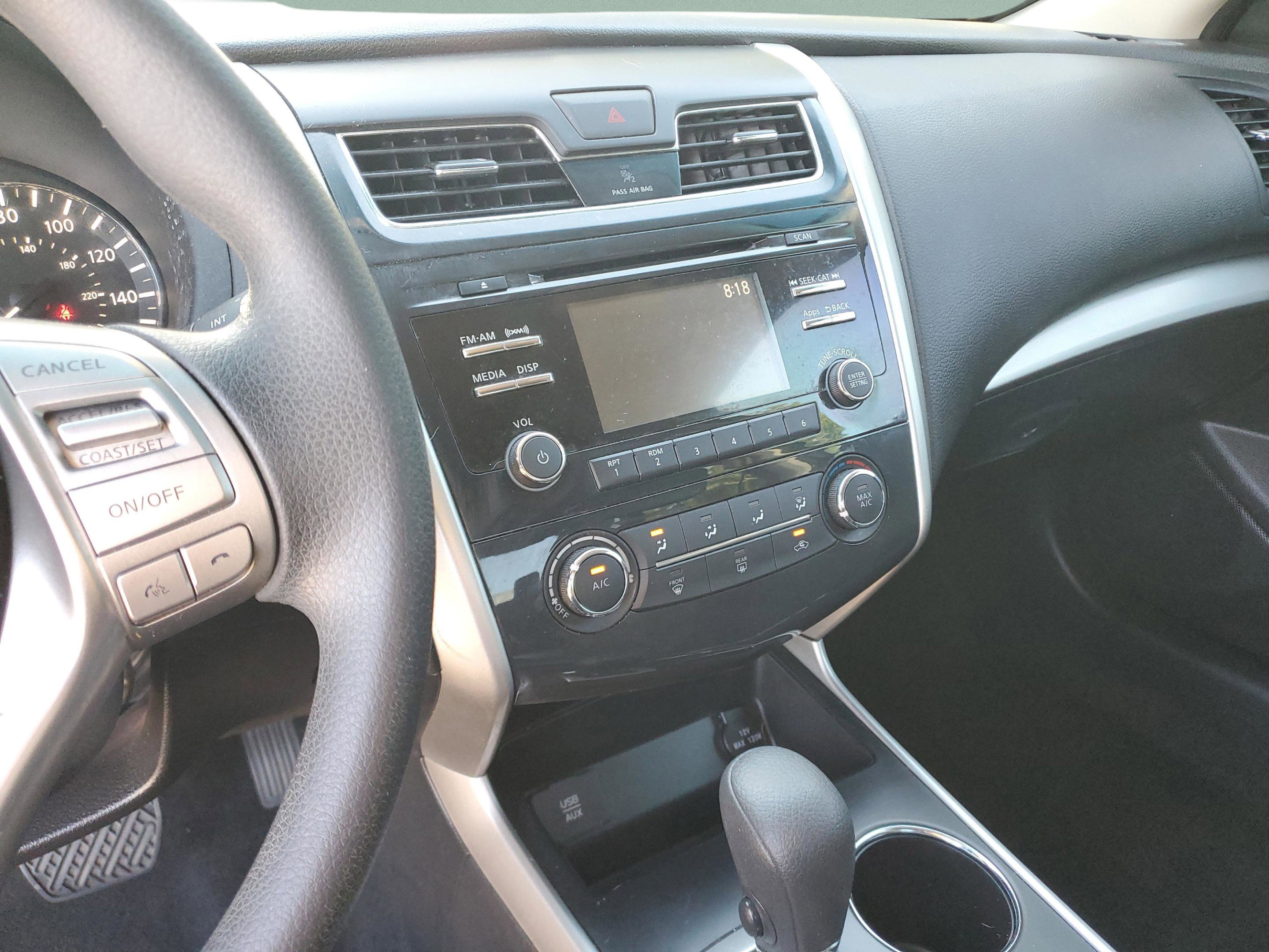 Used 2015 Nissan Altima 2.5 S w/ Special Edition Package FWD image 23
