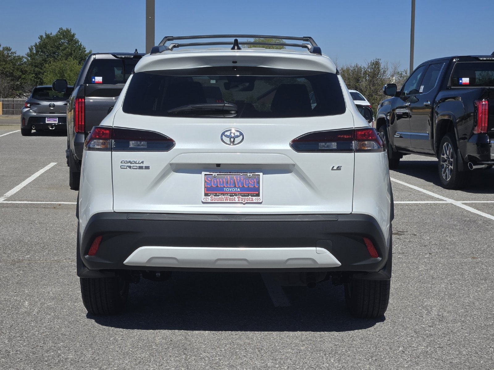 New 2026 Toyota Corolla Cross LE FWD image 8