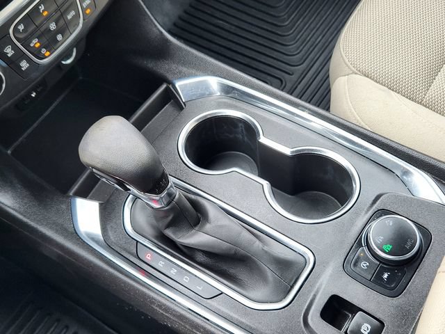 Certified 2022 Chevrolet Traverse LS AWD/4WD image 21