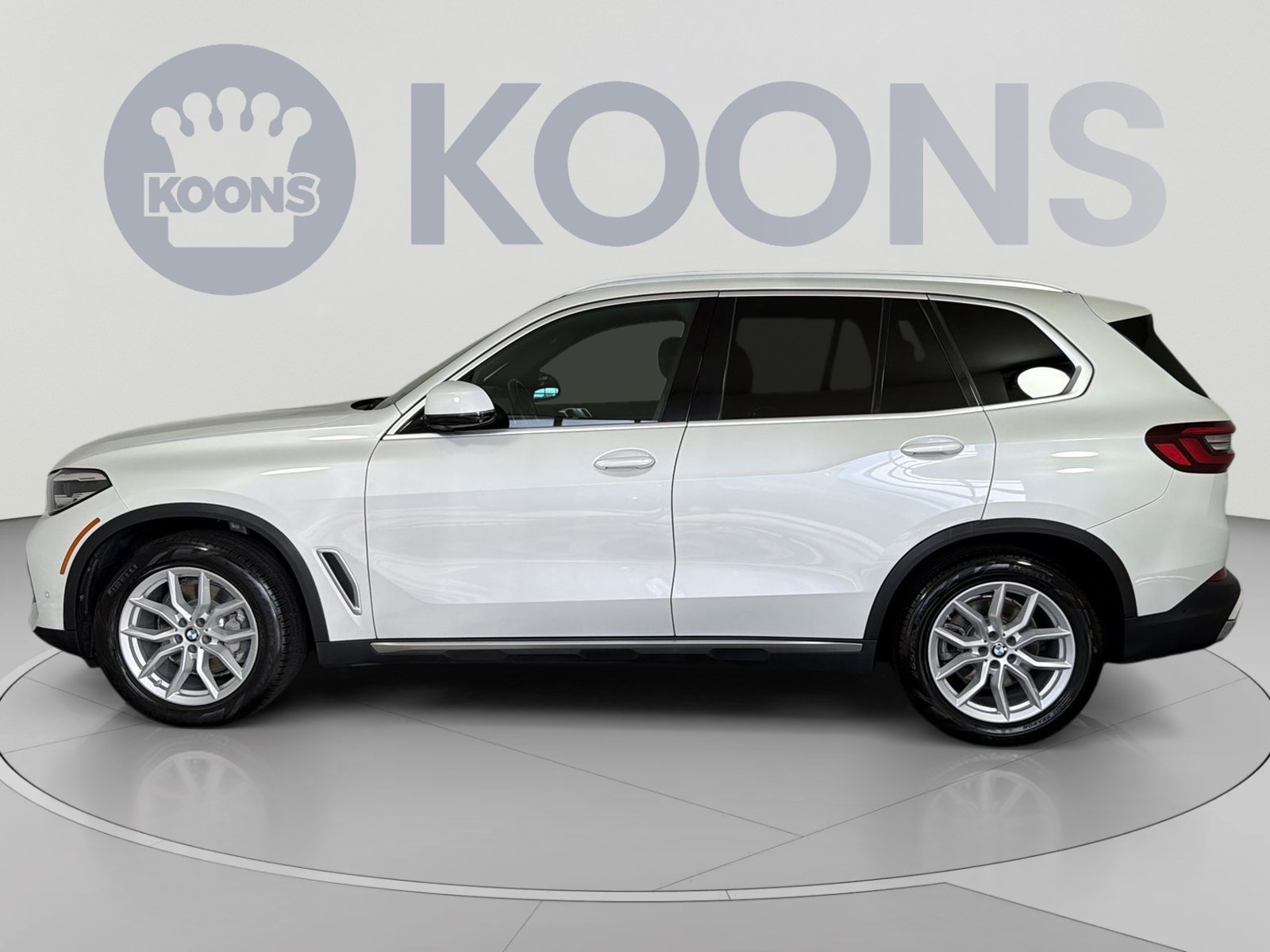 Used 2020 BMW X5 xDrive40i w/ Convenience Package AWD/4WD image 2