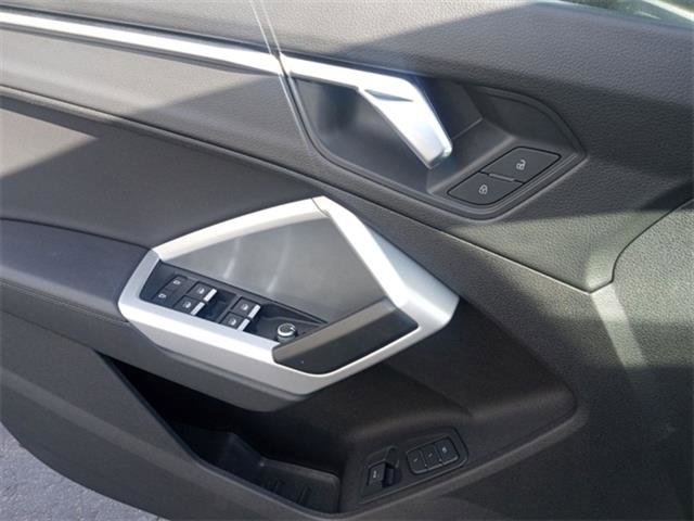Used 2023 Audi Q3 2.0T Premium image 55