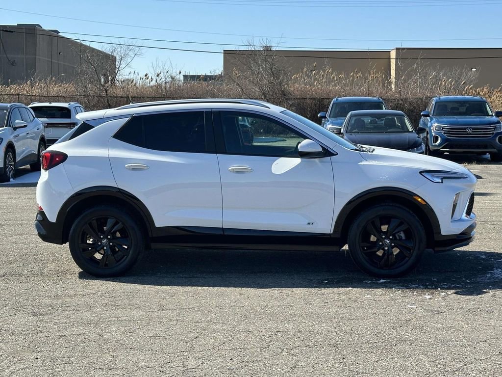 Certified 2025 Buick Encore GX Sport Touring w/ Comfort Package image 6