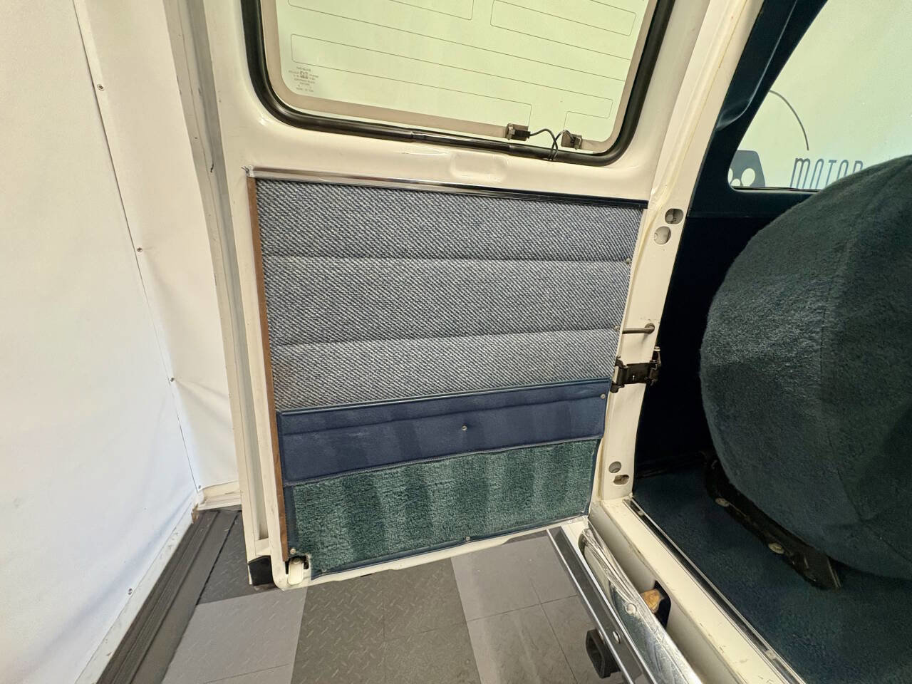 Used 1995 GMC G3500 Rally image 26