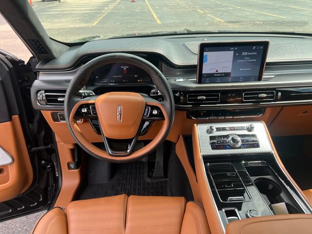Used 2024 Lincoln Aviator Black Label w/ Dynamic Handling Package AWD/4WD image 15