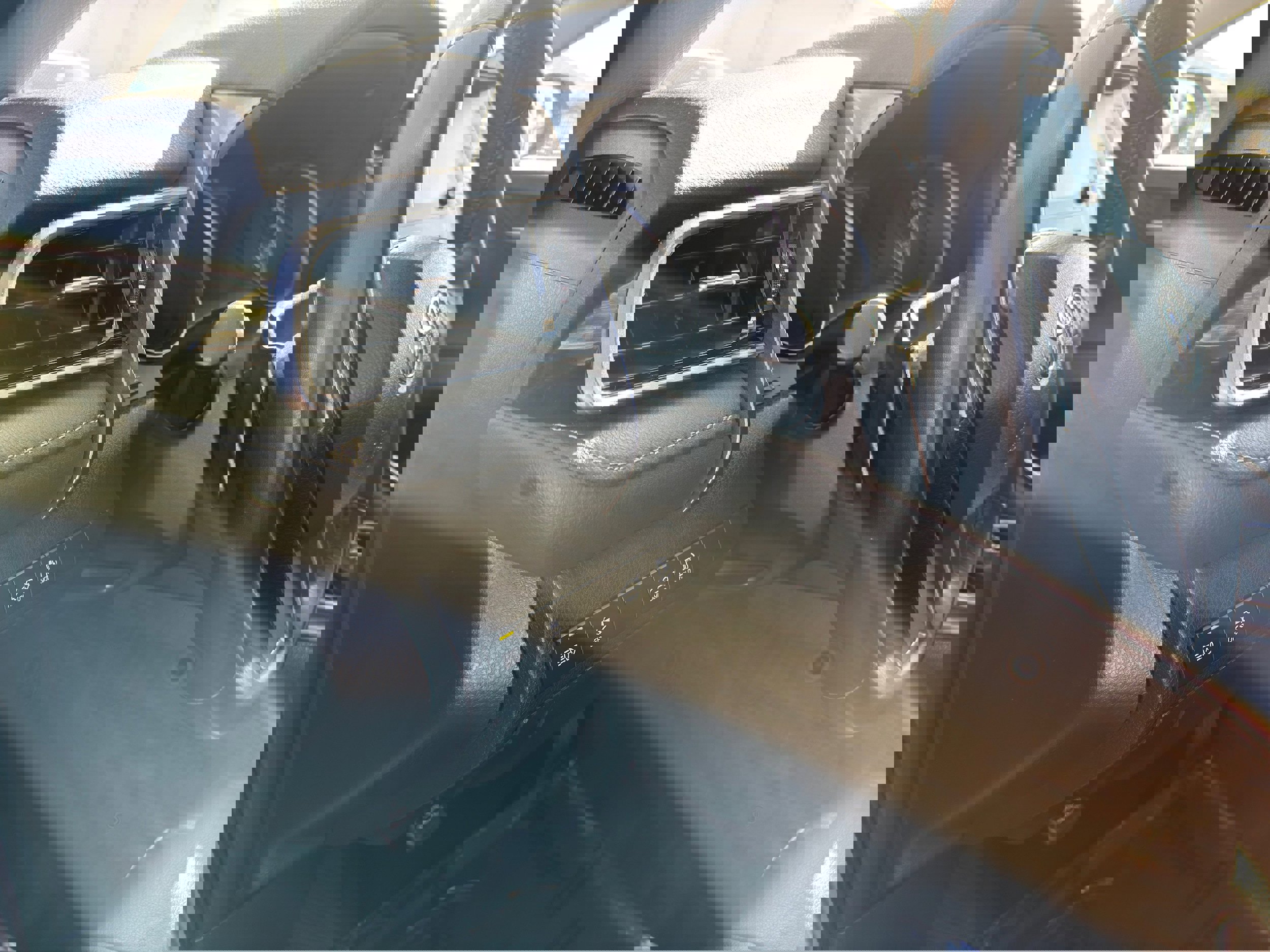 Used 2024 Toyota Camry SE image 23