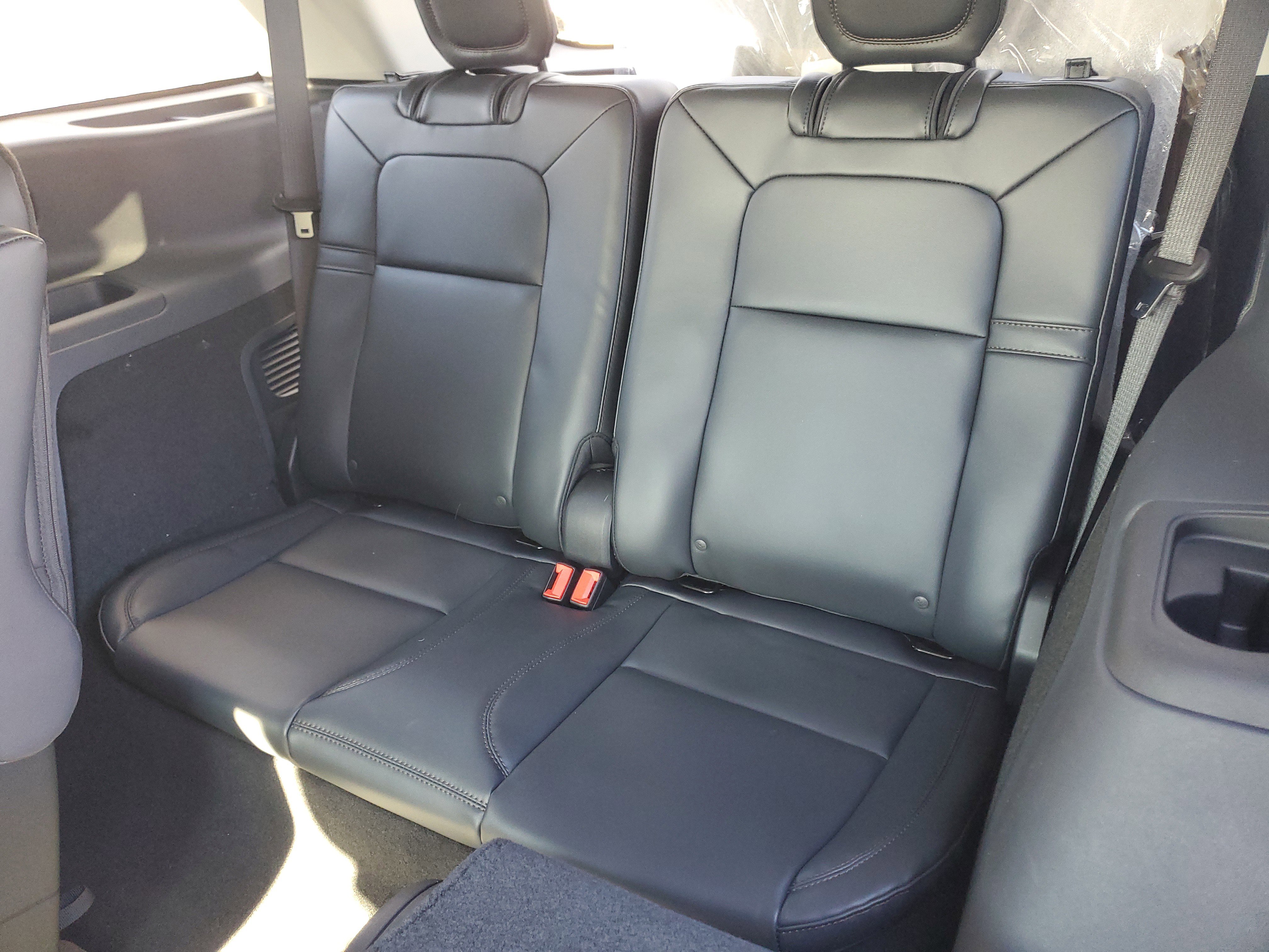 New 2026 Lincoln Aviator AWD image 27