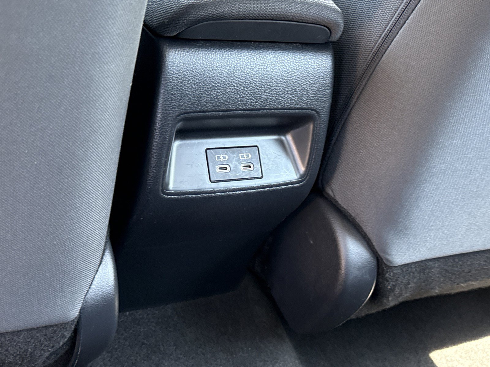 Used 2024 Toyota Corolla LE FWD image 18