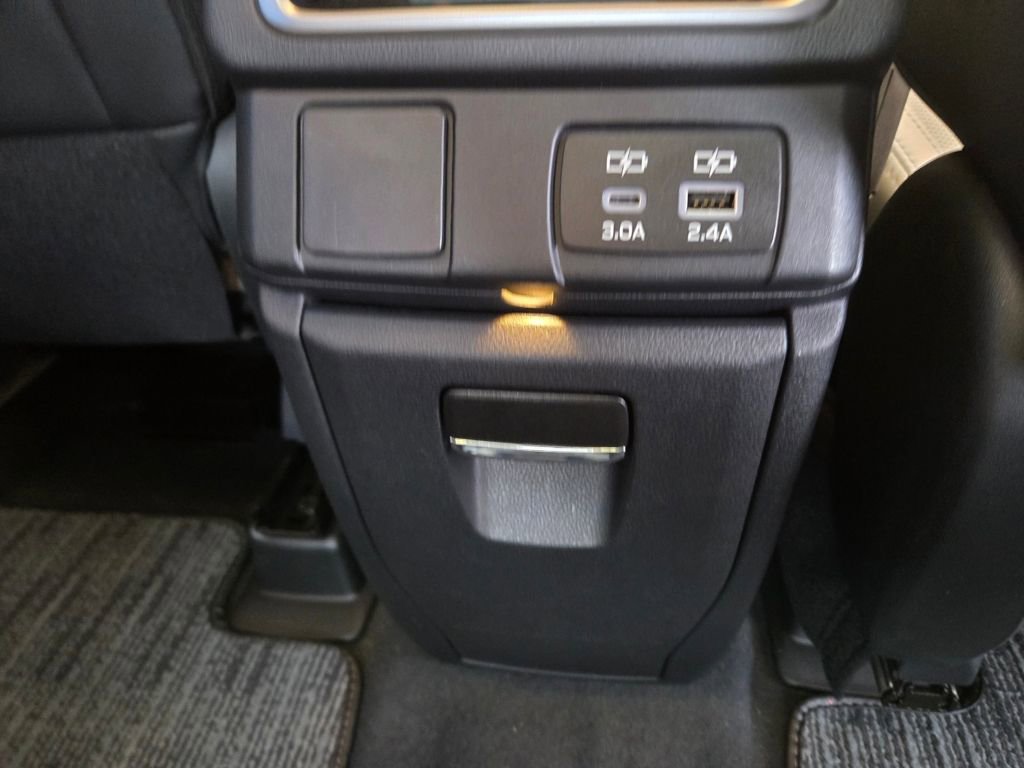 Used 2024 Subaru Ascent Limited w/ Technology Package image 33