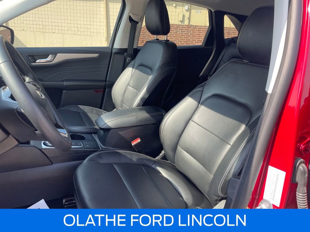 Used 2022 Ford Escape SEL image 10