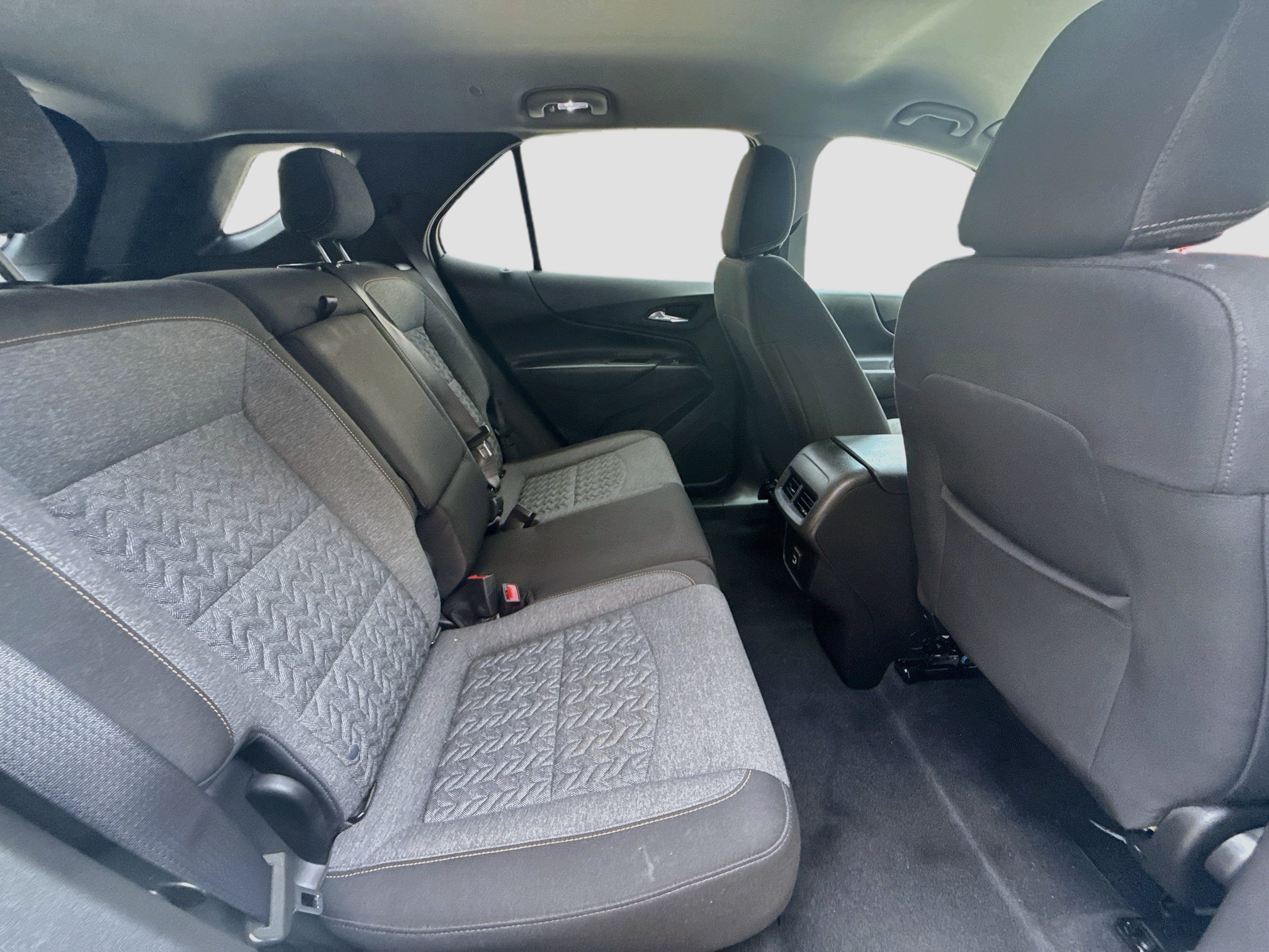 Used 2023 Chevrolet Equinox LT FWD image 26