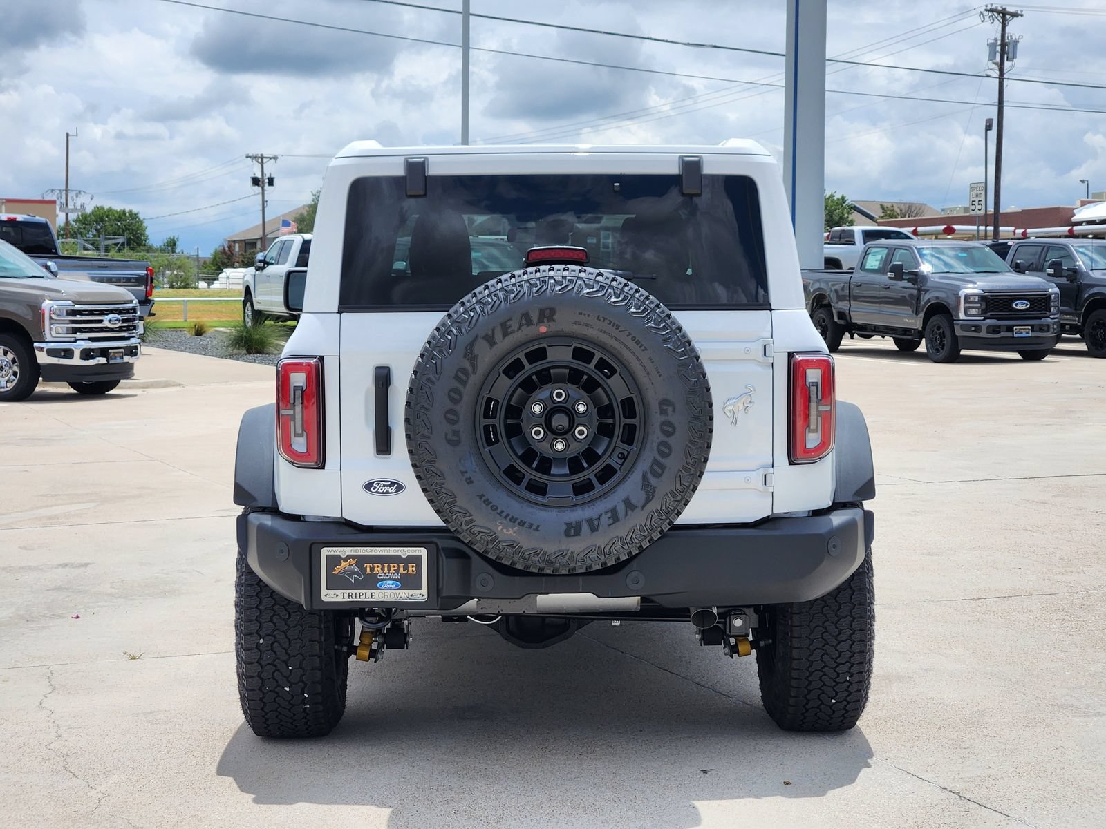 New 2026 Ford Bronco Outer Banks w/ Sasquatch Package AWD/4WD image 8