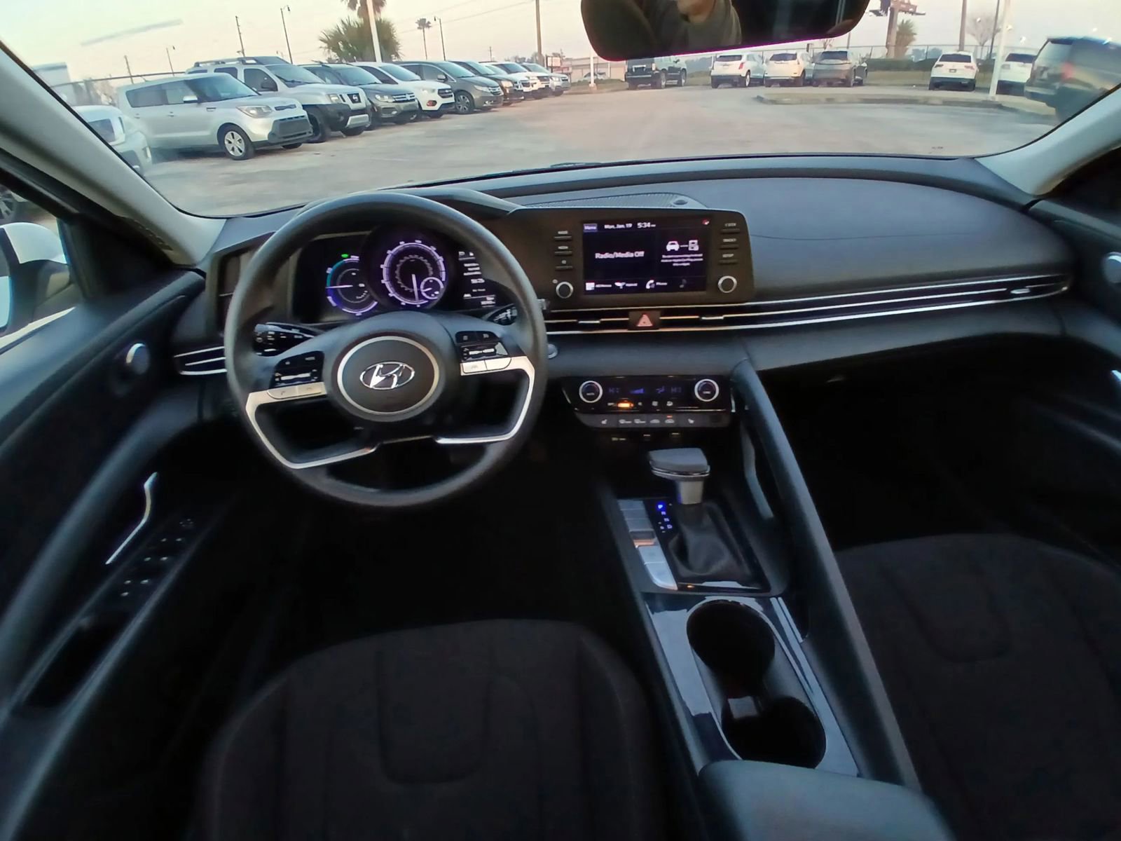 Used 2023 Hyundai Elantra Blue w/ Cargo Package image 26