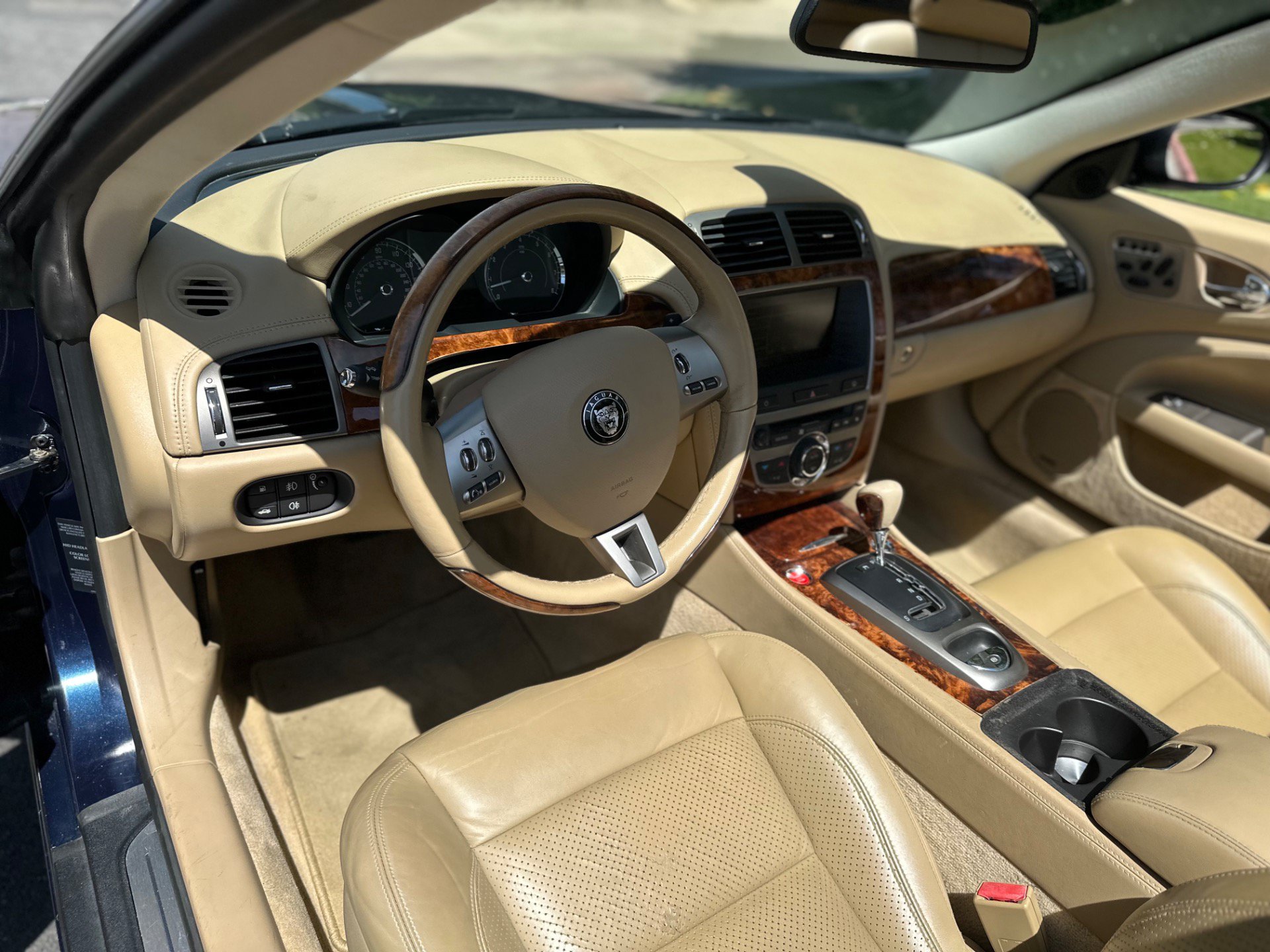 Used 2007 Jaguar XK Convertible RWD image 33