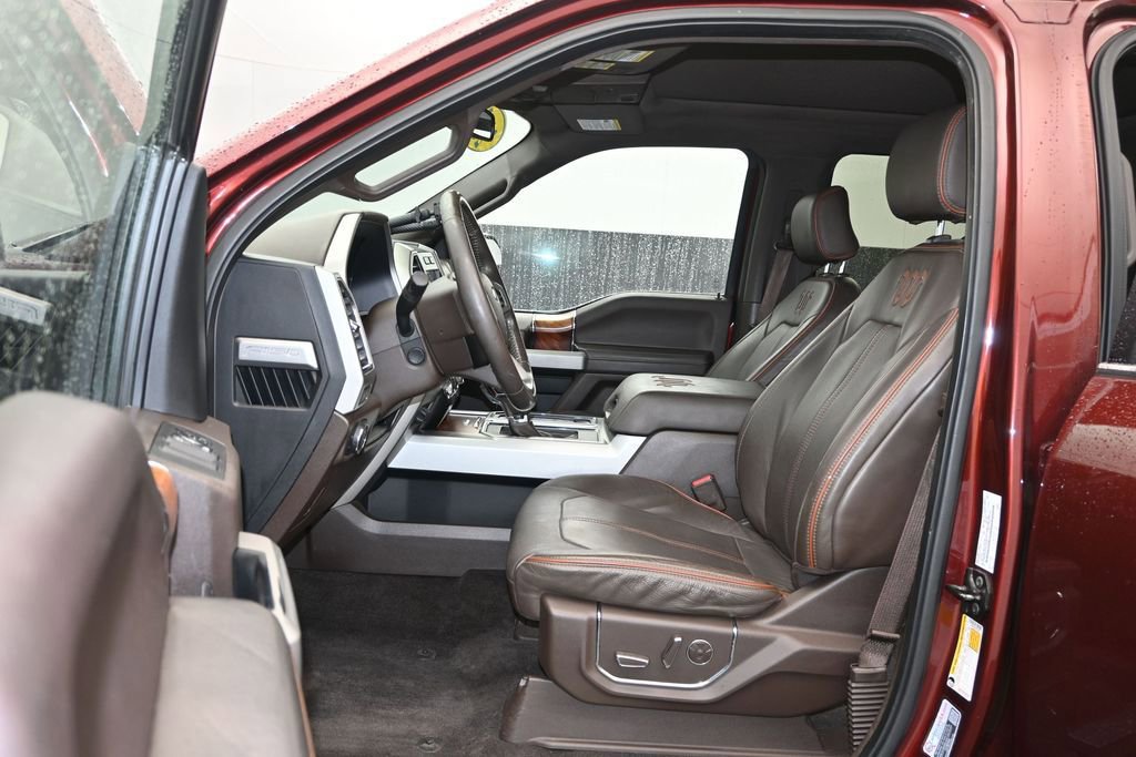 Used 2015 Ford F150 King Ranch w/ Equipment Group 601A Luxury AWD/4WD image 12