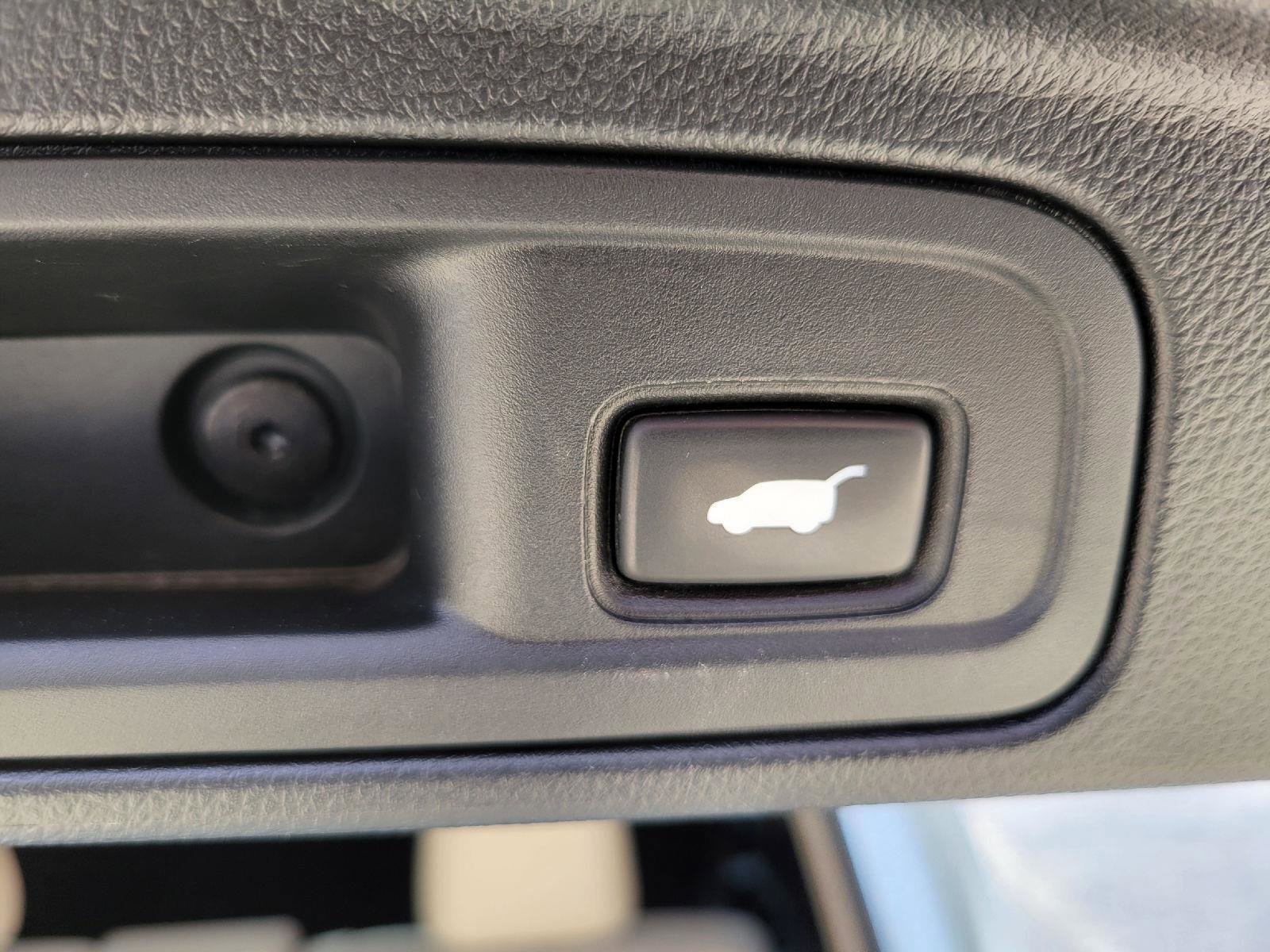 Used 2020 Honda Pilot Touring image 37