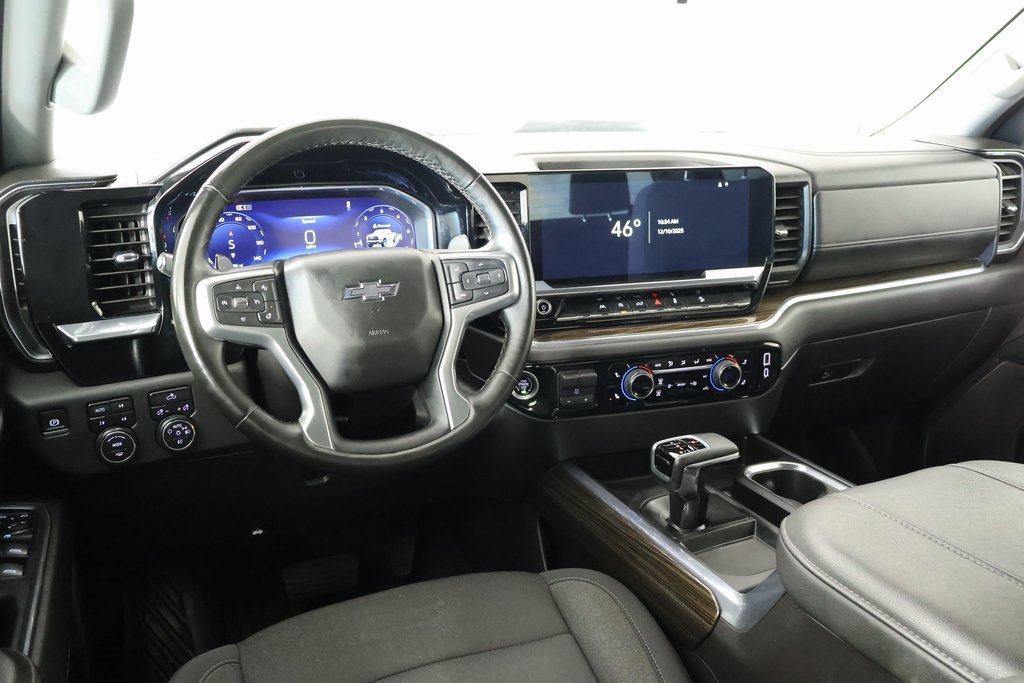 Used 2024 Chevrolet Silverado 1500 LT Trail Boss w/ Protection Package image 2