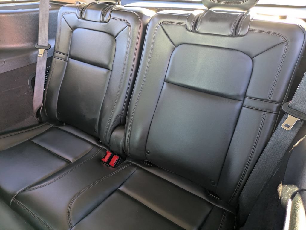 Used 2024 Lincoln Aviator Reserve AWD/4WD image 30