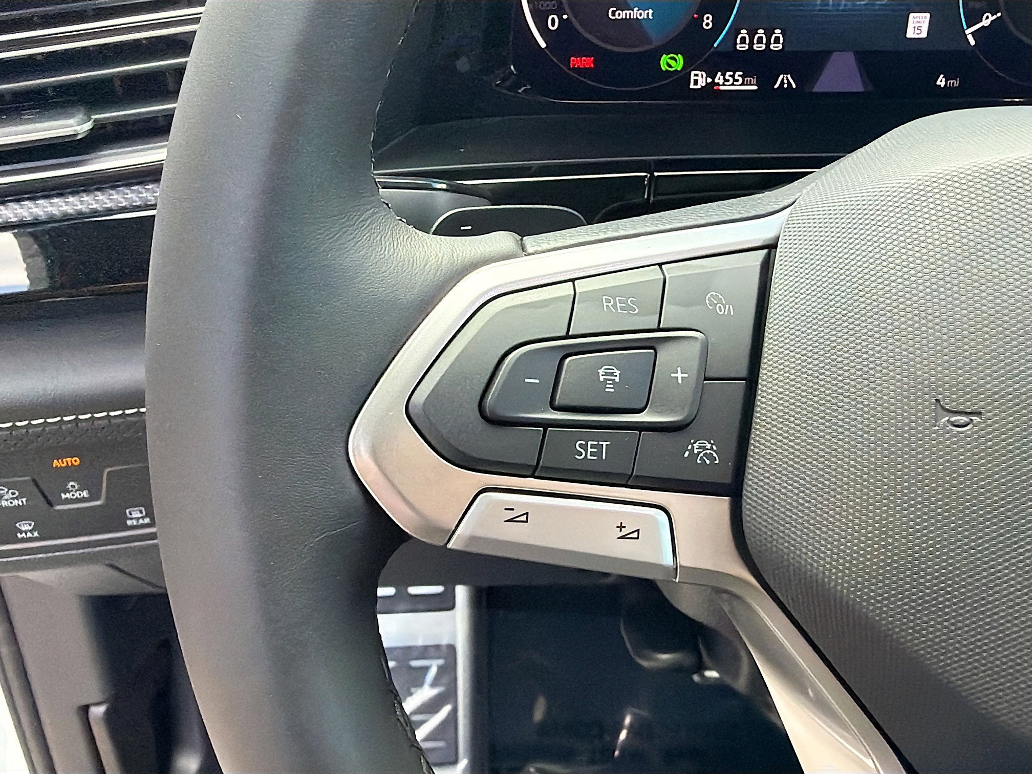 New 2026 Volkswagen Atlas Cross Sport SEL Premium R-Line image 38