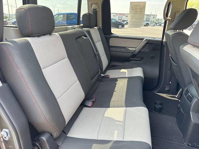 Used 2011 Nissan Titan PRO-4X AWD/4WD image 13
