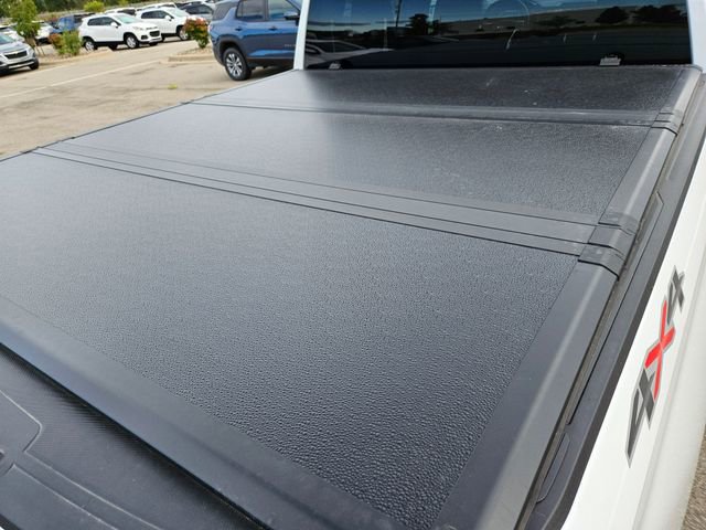 Certified 2025 Chevrolet Silverado 1500 LT image 2