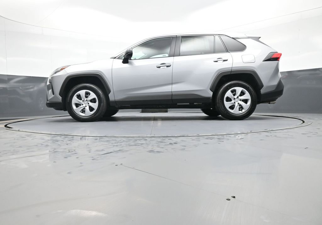 Certified 2025 Toyota RAV4 LE image 32